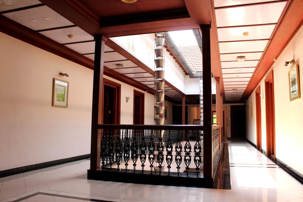 Bolgatty Palace & Island Resort Kochi Exterior photo