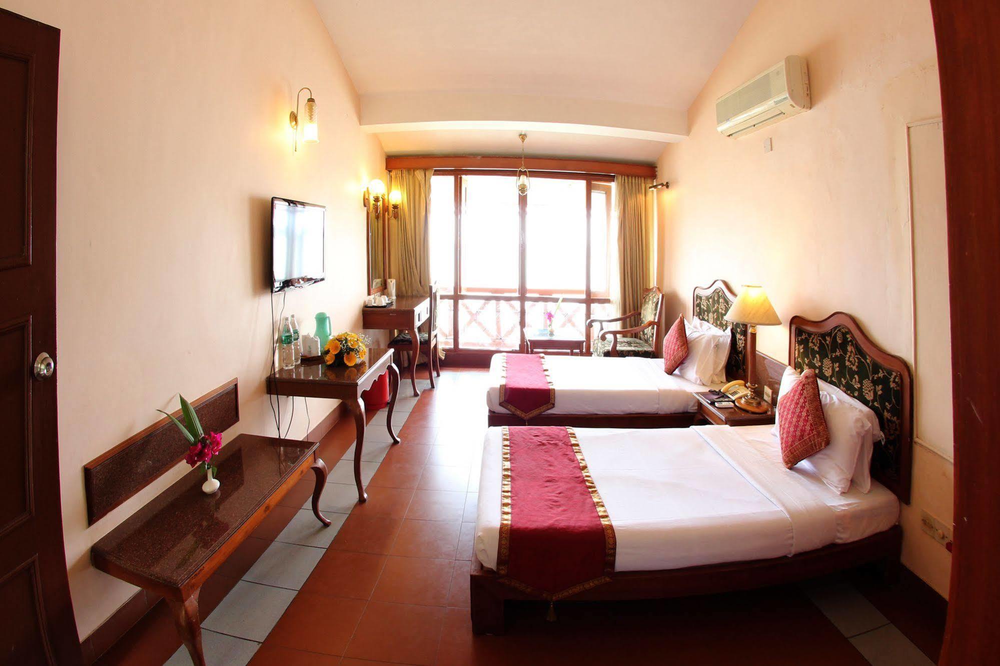 Bolgatty Palace & Island Resort Kochi Exterior photo