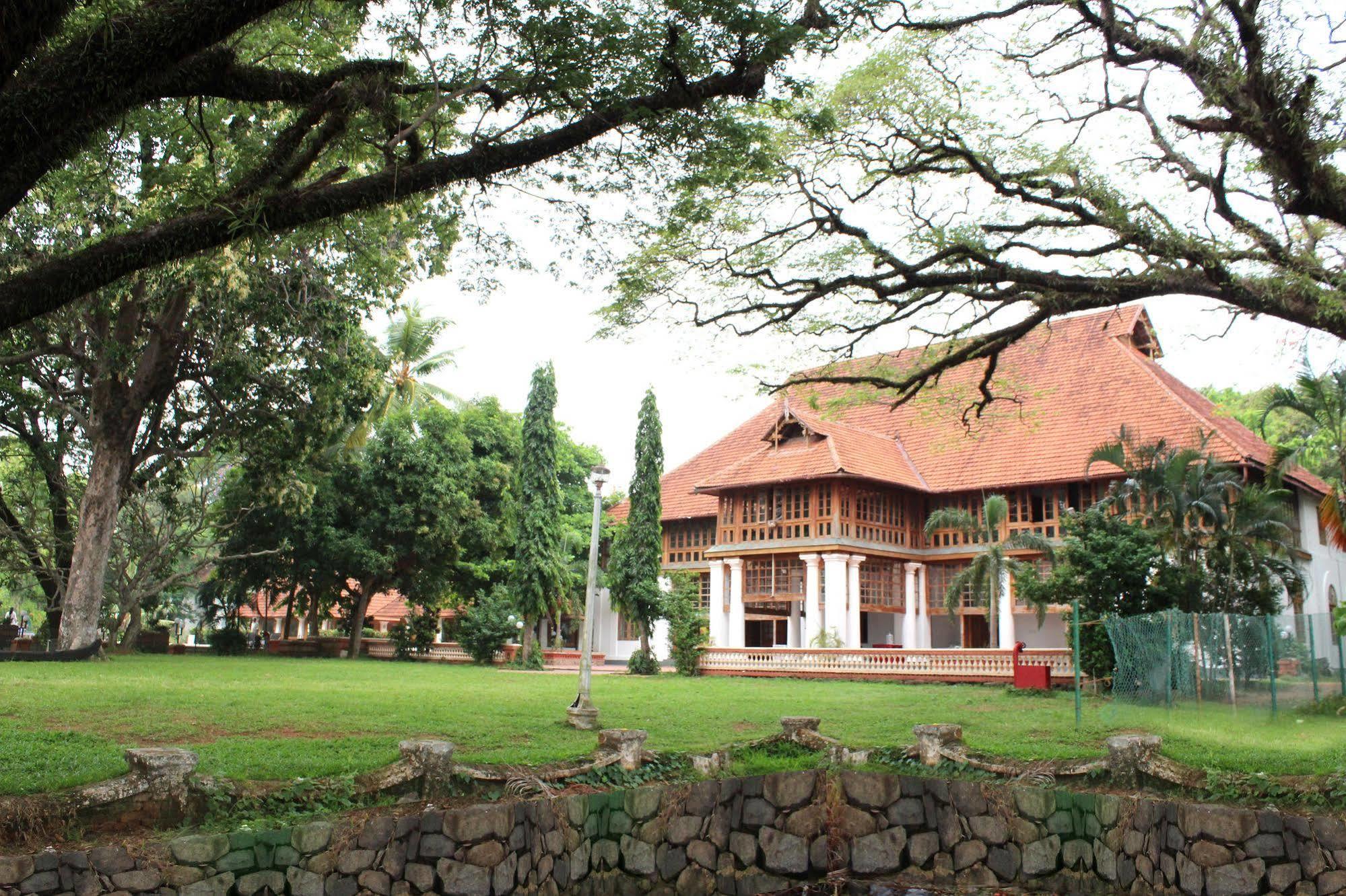 Bolgatty Palace & Island Resort Kochi Exterior photo