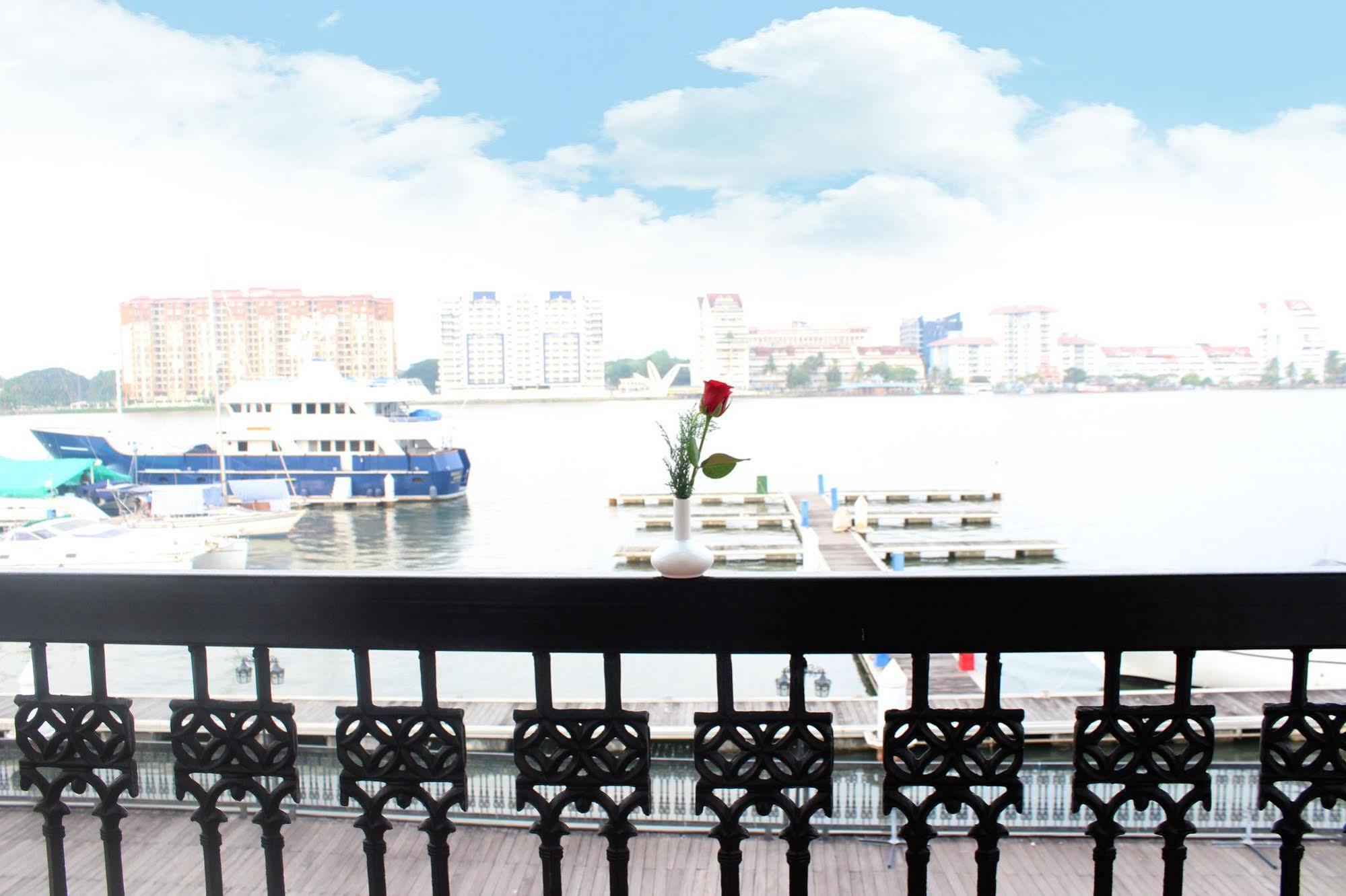 Bolgatty Palace & Island Resort Kochi Exterior photo